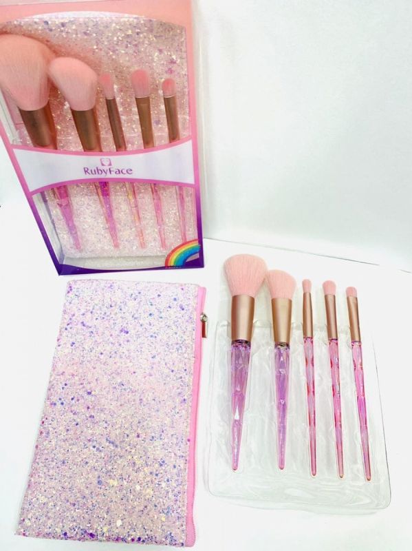 Ruby Face Brush Set of 5 items+Cosmetic Bag