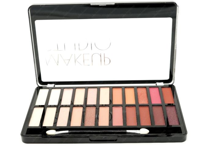 (SALE) Eye Shadow DoDo Girl Makeup Studio: 22 colors Eyeshadow Palette tone A