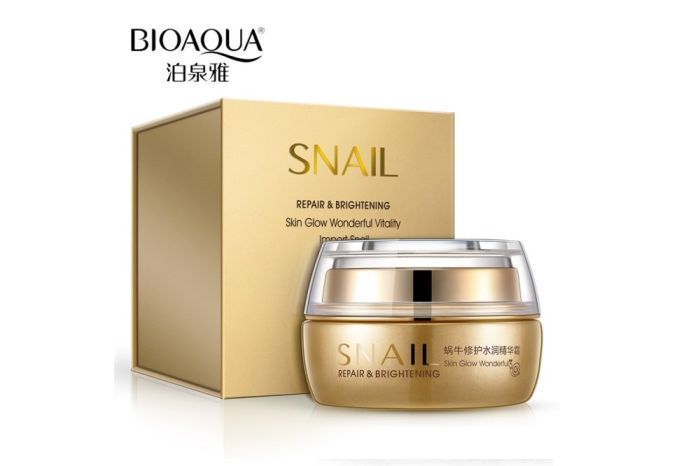 Moisturizing face cream with snail mucin BioAqua Snail Repair & Brightening 50g