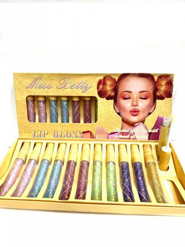 A set of transparent lip glosses with a Miss Betty shimmer 12pcs