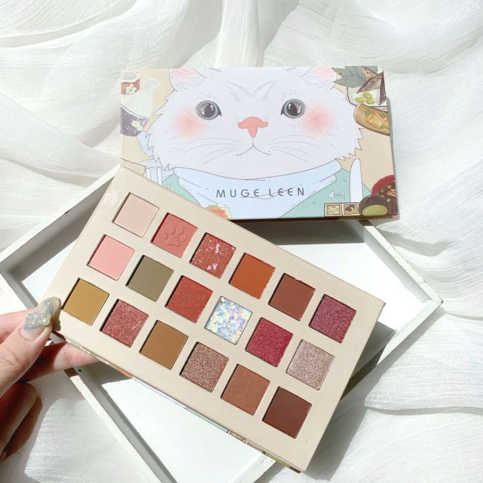 Muge Leen Kitty Eyeshadow 18 Colors